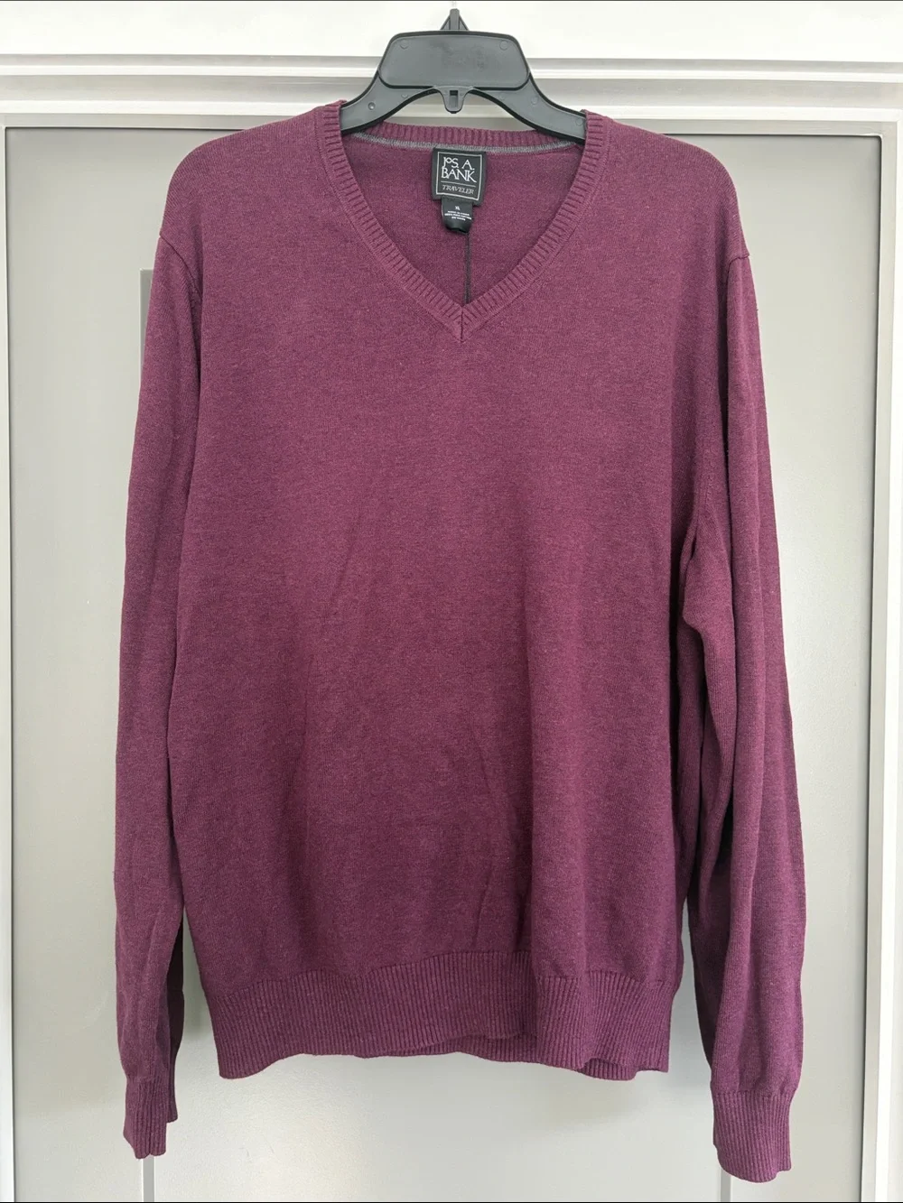 Jos. A. Bank classic neck